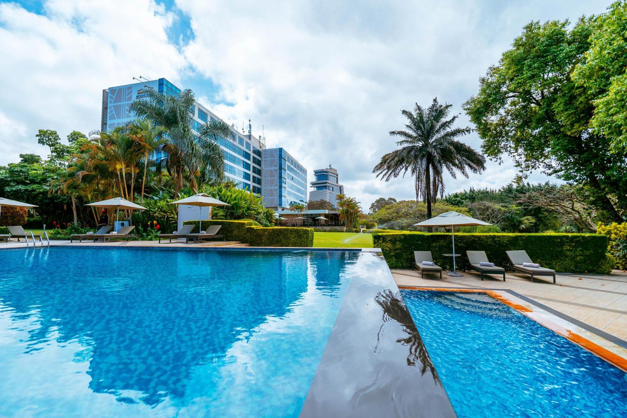 Mount Meru Hotel Аруша Экстерьер фото